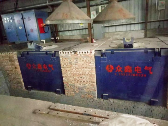 中頻熔化爐客戶使用現(xiàn)場(chǎng)